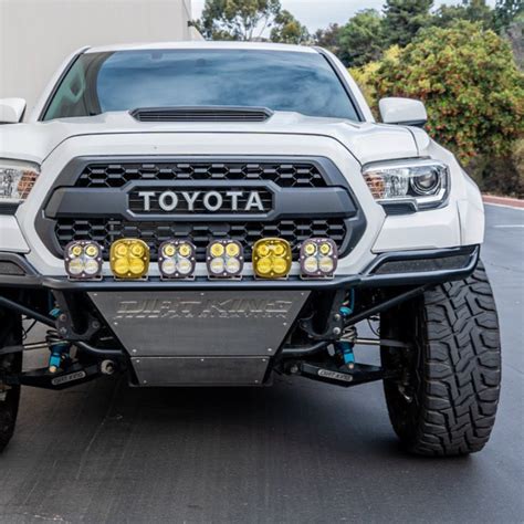 toyota tacoma rear fender replacement.